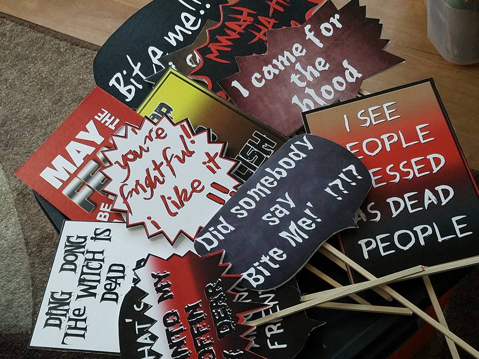 Halloween props table