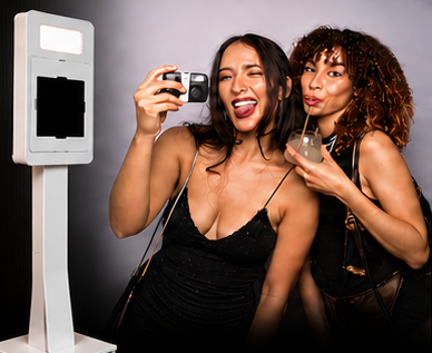 Digital photo booth