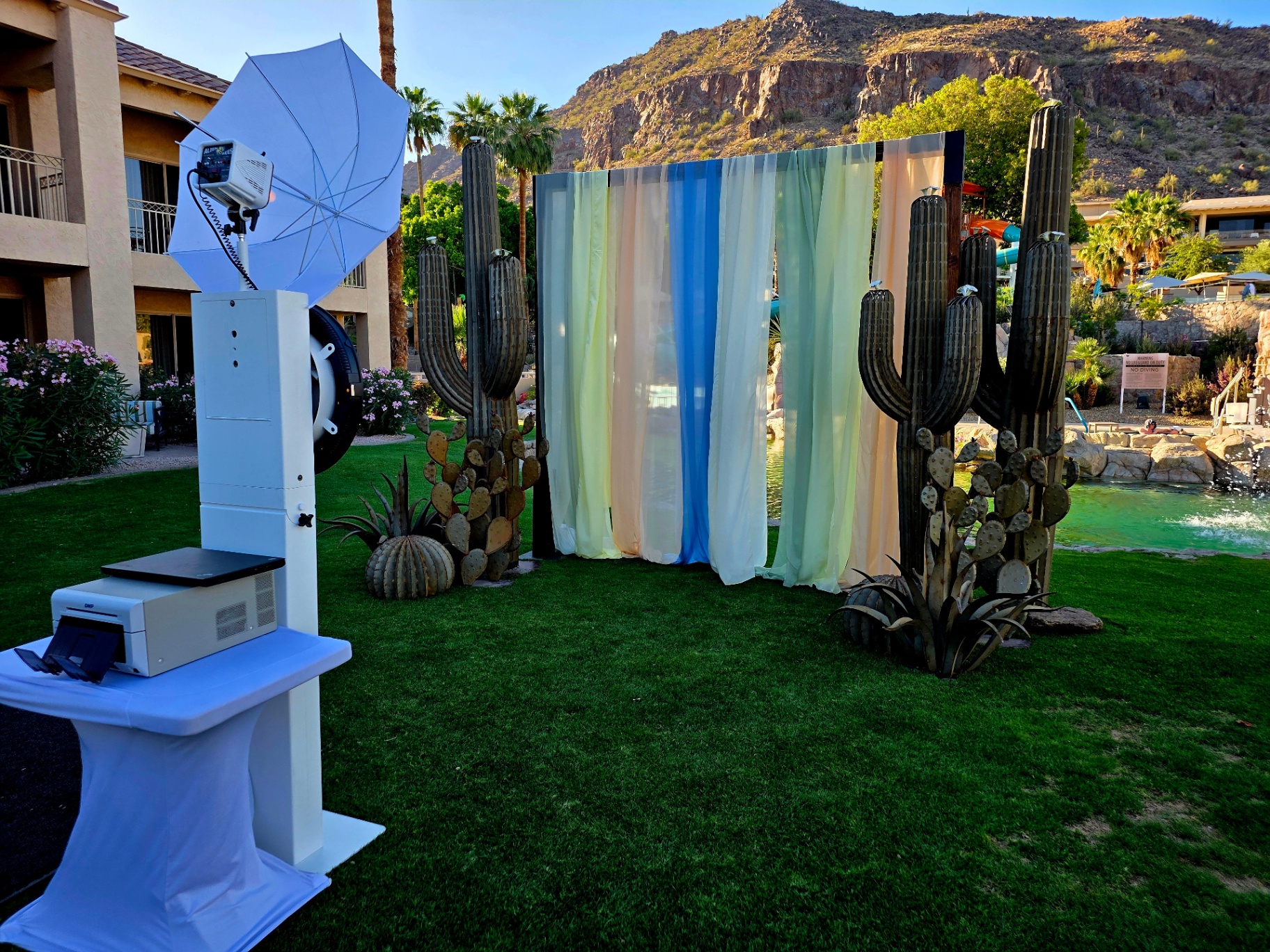 Outdoor DSLR photo booth setup at the Phoenician resort in Arizona