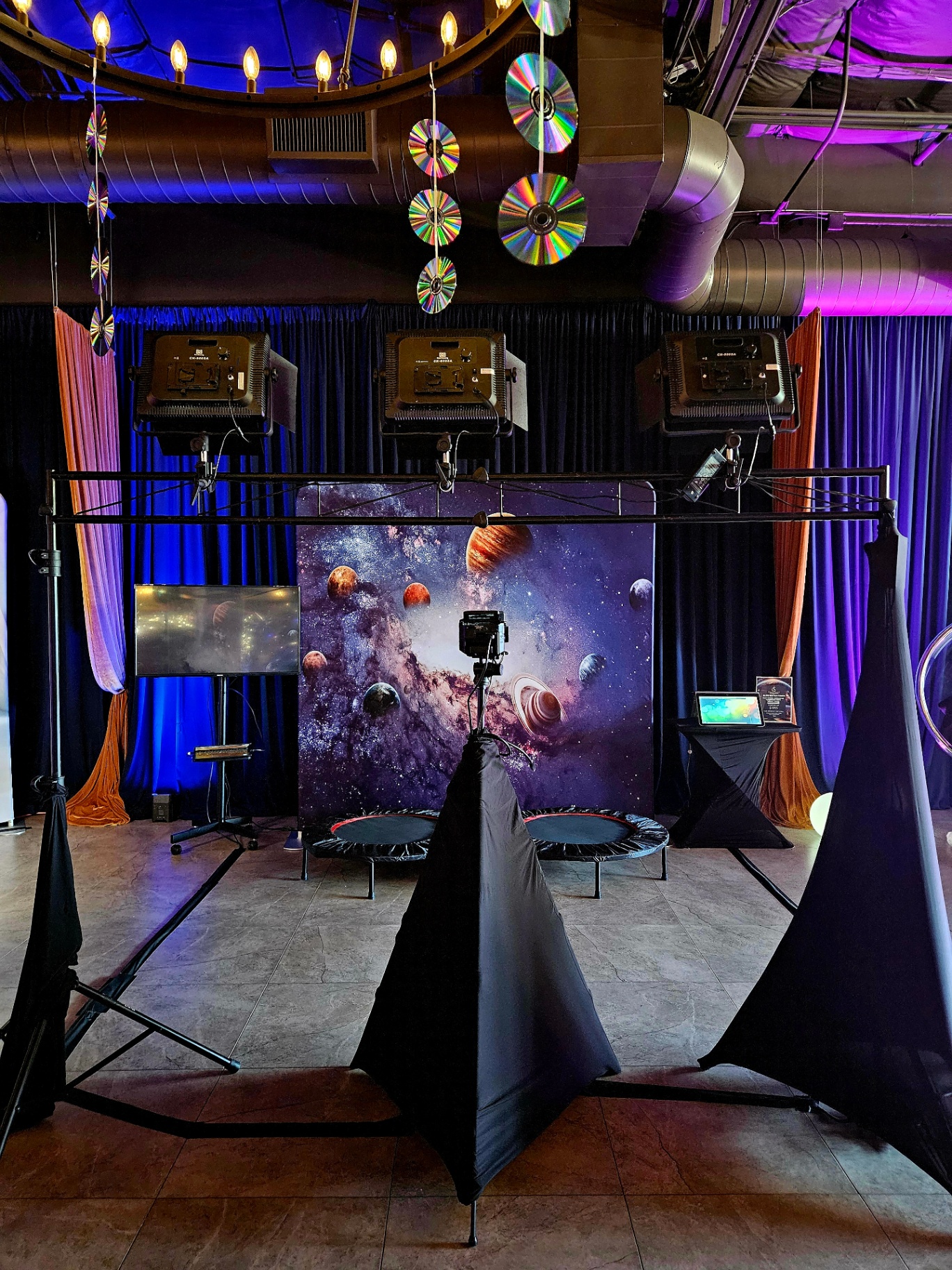Slow motion video booth showcase